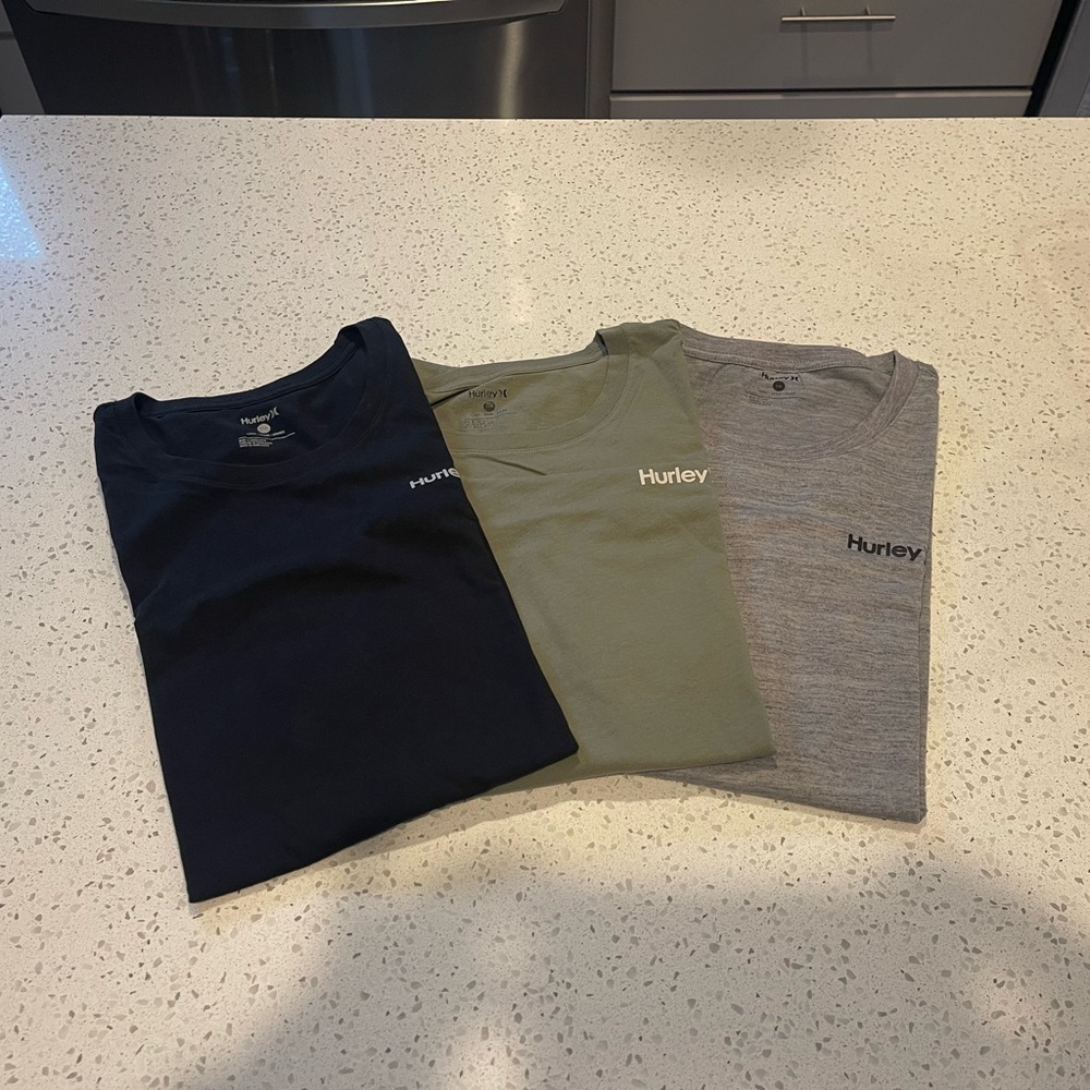 Hurley Men’s Tees- Set of 3